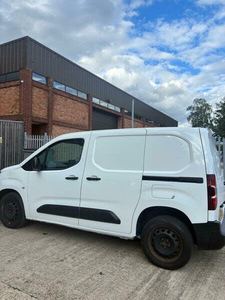 Berlingo 2019 1.6 à traction avant, fourgonnette avec espace de chargement en acier de qualité industrielle - Product Image 2