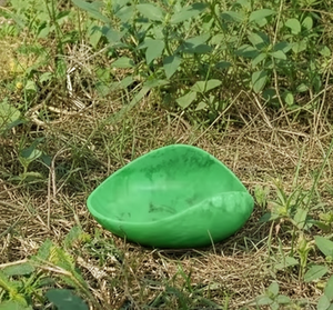 Bols en résine colorés faits à la main |   Bol en résine décoratif et de service pour la décoration intérieure et les cadeaux - Product Image 1