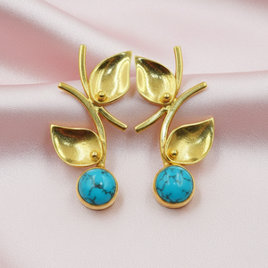 Boucles d'oreilles clous en argent sterling 925 avec turquoise bleue et motif feuille, faites à la main, inspirées de la nature, bijoux pour femme, cadeau pour anniversaire - Product Image 3