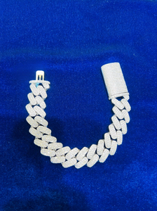 Bracelet Cuban Link Iced Out, Bijou Hip Hop, Effet Diamant, Bracelet de Luxe Tendance - Product Image 6