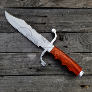 Couteau à lame fixe en acier Damas fait main avec manche en bois - Product Image 4