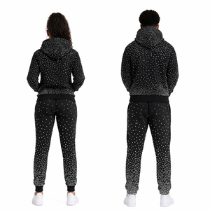 ชุดเซ็ตแทรคสูทแบบยูนิเซ็กซ์ ประดับคริสตัลวิบวับ สีดำ เสื้อฮู้ดดี้และกางเกงจ็อกเกอร์  โลโก้ VK สไตล์สตรีทแวร์ สำหรับผู้ชายและผู้หญิง ชุดกีฬาสุดหรู - Product Image 3