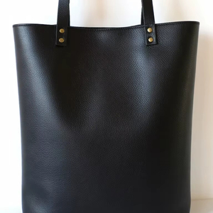 OEM Women’s <b>Leather</b> Handbag – Premium Ladies Designer <b>Purse</b> – <b>Soft</b> Finish Carry Bag - Product Image 1