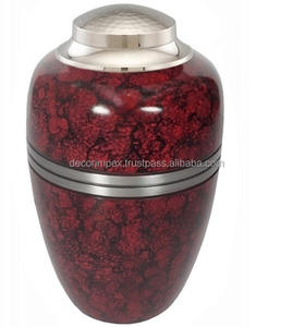 Urna Funeraria Moderna de Latón con Diseño Intrincado de Filigrana Floral/Hojas de Roble, Florero de Mesa para Servicios Funerarios - Product Image 5