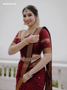 Sari en soie Banarasi douce de qualité supérieure avec tissage jacquard, motifs Butti et Pallu à rayures, bordure Zari – Ensemble de mode féminine - Product Image 6