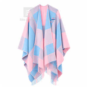 Capa tipo chal de Jack & Jill of America con logo bordado en la parte delantera, en bloques de color rosa y azul claro, para ropa griega unisex. - Product Image 1