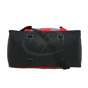 Nueva Llegada: Bolsas Deportivas Casuales de Nailon y Poliéster Ecológicas con Empaque Personalizado, Capacidad de 30-40L para Uso en el Gimnasio para Hombres - Product Image 4