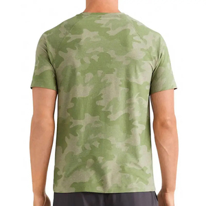 เสื้อยืดซับลิเมชั่นคุณภาพสูงสำหรับผู้ชายฤดูร้อน ผ้าโพลีเอสเตอร์ 100% ถักทอ แขนสั้น สวมใส่สบาย ระบายอากาศได้ดี แห้งเร็ว ด้านหน้า - Product Image 2