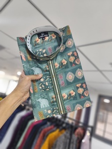 Conjunto de Kurta y Pijama de Seda Satinada Premium para Hombre con Bordado Pintex – Ropa Festiva y para Bodas - Product Image 5