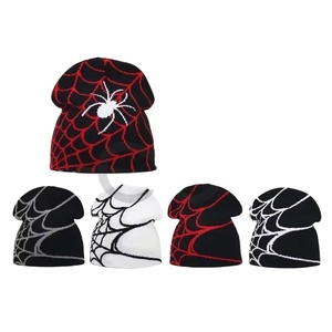 Gorro de carga bordado con letras a la moda, gorra de invierno inspirada en Unisex para hombres y mujeres, ropa de calle cálida para exteriores, sombrero de calavera para clima frío - Product Image 1