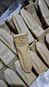 Diente de Cuchara para Excavadora PC100 de Acero Aleado de Alta Resistencia para Excavadoras de 12 Toneladas, Dientes de Excavación Resistentes al Desgaste - Product Image 2