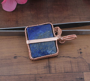 Dijes Unisex de Plata de Ley 925 con Baño de Platino Vintage, Engastados a Mano con Circonita Natural y Alambre, Cristal Curativo - Product Image 5