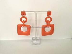 Conjunto de joyería de resina de alta calidad de tendencia superior 2025 para boda de mujer tamaño personalizado gran oferta para novias artesanías de resina - Product Image 5