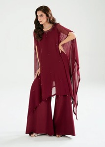 Traje pakistaní color borgoña con chal de malla con cuentas, kurta recta y conjunto palazzo para mujer, ropa formal. - Product Image 2