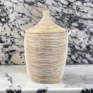 Panier en jonc de mer avec couvercle conique, panier de rangement fait main, vente en gros, écologique, fabriqué au Vietnam - Product Image 2