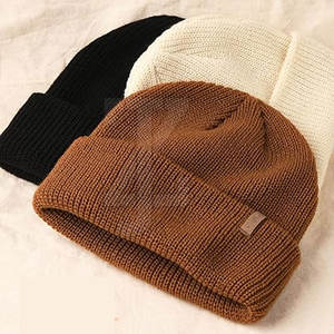 Gorro de bebé de calidad premium, tela elástica, ajuste perfecto para bebés, tacto suave, comodidad durante todo el día. - Product Image 2