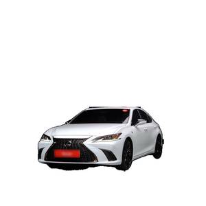 Lexus ES F-Sport 2024 con Paquete de Diseño, Volante a la Izquierda, Asientos de Cuero, Cámara Trasera, 33,670 km - Product Image 1