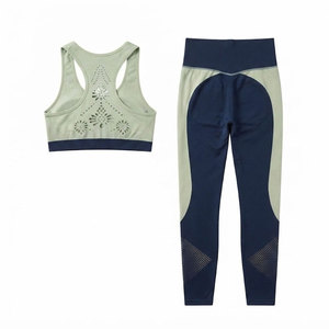 Nouvel ensemble de sport côtelé sans couture pour femme – Tenue athlétique moderne pour l'entraînement cardio, la musculation et le fitness - Product Image 5