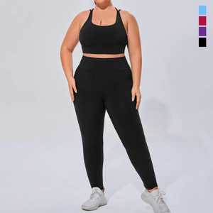 Conjunto de Yoga para Mujer Talla Grande, Hecho en Pakistán, Precio Económico, Conjunto de Yoga Cómodo para Mujer, Venta en Línea - Product Image 5