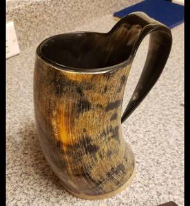 Chope à bière artisanale en corne de buffle naturelle 500 ml – Luxe, écologique, durable, authentique – Idéale pour la bière, le café et la décoration de bar à domicile - Product Image 5