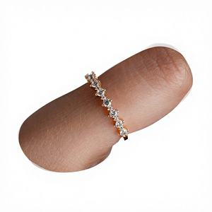 แหวนเงินแท้ 925 ชุบทอง 14k ประดับเพชรซิคอน ดีไซน์วงแหวนนิรันดร์ สำหรับผู้หญิง สวมใส่ในโอกาสหมั้นและแต่งงาน - Product Image 2