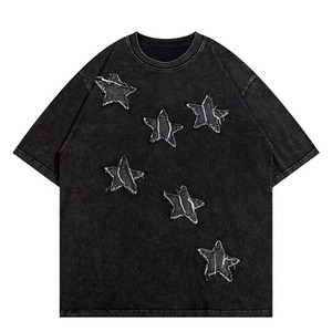 Camiseta bordada de alta calidad con un aspecto desgastado único, tela cómoda y diseño moderno. - Product Image 1