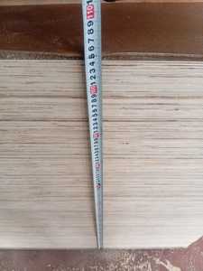 Contrachapado de 18 mm con revestimiento de película / Contrachapado para encofrados / Contrachapado marino para construcción con núcleo de madera dura de Vietnam - Product Image 2