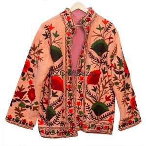 Blouson en coton tricoté à col en V, motif floral vintage, broderie Suzani TNT, multi-saison, hiver, écologique, respirant, séchage rapide - Product Image 6