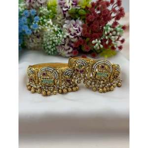 Inovamart Fashion Bangle-Shreya South Temple Openable Indian Ethnic Brass Casual Jewellery - Product Image 4