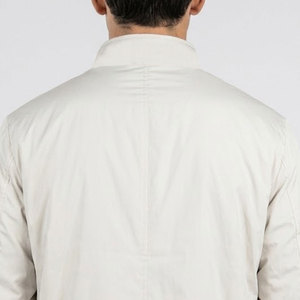 Collection hiver : vestes pour hommes en polyester personnalisé, coupe-vent et à séchage rapide. - Product Image 5