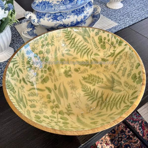 Bol de service en bois artisanal de qualité supérieure, texture lisse et polie, idéal pour une vaisselle élégante, le service des aliments, la cuisine et la maison - Product Image 2