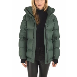 Chaqueta acolchada de invierno para mujer, personalizada de fábrica, con cierre de cremallera, impermeable, a prueba de viento, con relleno de burbujas, abrigo aislante, parka. - Product Image 1