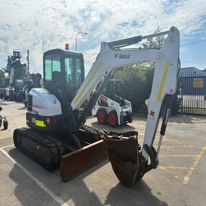 Miniexcavadora Bobcat de Calidad Premium con Orugas Hidráulicas para Trabajos Pesados de Construcción y Minería, Incluye Motor y Caja de Cambios - Product Image 2