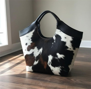Sacs à main en cuir de vachette faits main en gros, sacs bandoulière en cuir à poils, fournisseur OEM, personnalisation de la marque, sacs d'exportation à prix abordable - Product Image 1