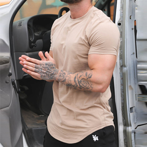 T-shirts personnalisés en jersey 95% coton 5% élasthanne 180g pour fitness et gym, coupe ajustée, ourlet incurvé, compression musculaire - Product Image 3