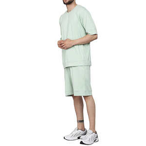 Conjunto de 2 piezas de camiseta y pantalones cortos para hombre de alta calidad a un precio razonable, hecho con el mejor material, ideal para uso casual en verano. - Product Image 1