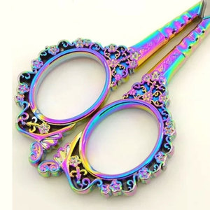 กรรไกรตัดหนังกำพร้าสแตนเลสคุณภาพสูงแบบโค้งสำหรับทำเล็บมือและเล็บเท้า  พร้อมรับทำโลโก้ตามสั่ง - Product Image 4