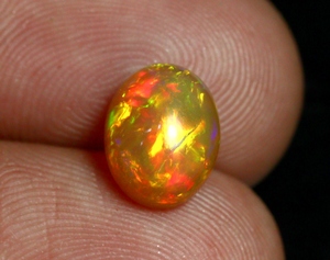 Opale d'Éthiopie naturelle cabochon, magnifique feu arc-en-ciel, pierre précieuse en vrac, opale Welo de qualité supérieure, véritable pierre de joaillerie fine - Product Image 3