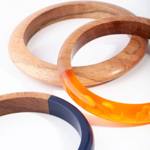 Bracelets en bois classiques avec incrustation de perles en métaux | Bracelet de taille standard pour les femmes Look traditionnel Mode ethnique Utilisation quotidienne Cadeau - Product Image 1