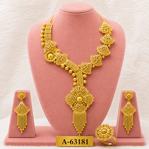 ชุดเครื่องประดับทองชุบ 24K ดีไซน์ดอกไม้ประดับเพชรซิคอน ยี่ห้อ Classic MOLL JEWELLERS รุ่น A-63181 เหมาะสำหรับผู้หญิง สวมใส่ในงานแต่งงาน - Product Image 1