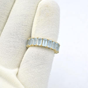 Producto en Oferta, Anillo de Eternidad Hecho a Mano en Oro Amarillo Puro de 14k, Anillo Infinito con Gema de Aguamarina Natural de 5 CTW con Engaste de Garras para Mujer - Product Image 2