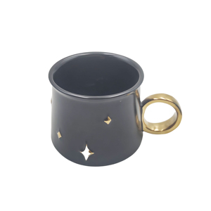 Vente en gros de tasses en céramique gris foncé personnalisées avec étoile dorée en relief 3D et poignée dorée - Product Image 4