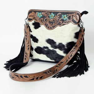 กระเป๋าสะพายข้างหนังวัวแบบปรับแต่งได้พร้อมสายคล้องไหล่สลักด้วยมือมีซิปสำหรับผู้หญิงใช้ในชีวิตประจำวัน - Product Image 3