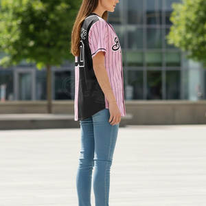 Camiseta de béisbol para mujer de alta calidad, tela suave, ropa deportiva para entrenamiento de béisbol y deportes al aire libre. - Product Image 4