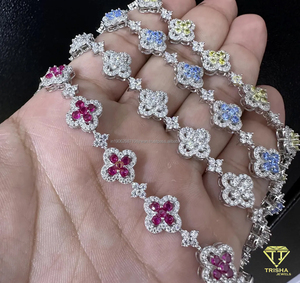 Bracelet élégant chaîne trèfle à quatre feuilles en argent 925 multicolore glacé avec diamants cultivés en laboratoire VVS - Product Image 4