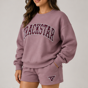 Conjunto de 2 Piezas para Mujer, Color Malva Empolvado, con Estampado de Letras, Cuello Redondo, Shorts, Ropa Deportiva Casual Personalizada - Product Image 3