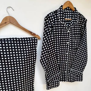 Pyjama coordonné Naaz Textile pour femme, motif tigre, imprimé numérique, vêtements de nuit décontractés d'été, en coton doux et respirant, longueur genou - Product Image 1