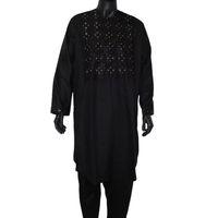 Robes formelles pour hommes afghans, couleur noir jais, avec motifs brodés or métallisé ornés et motifs artisanaux complexes, parfaites.