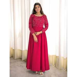 Vestido XL de diseñador y parte inferior con hilo de bordar y lentejuelas - Product Image 1