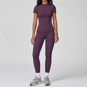 Leggings de yoga et de sport pour femmes à taille mi-haute avec logo personnalisé, style vintage, motif 3D, écologiques, séchage rapide, haute qualité - Product Image 4